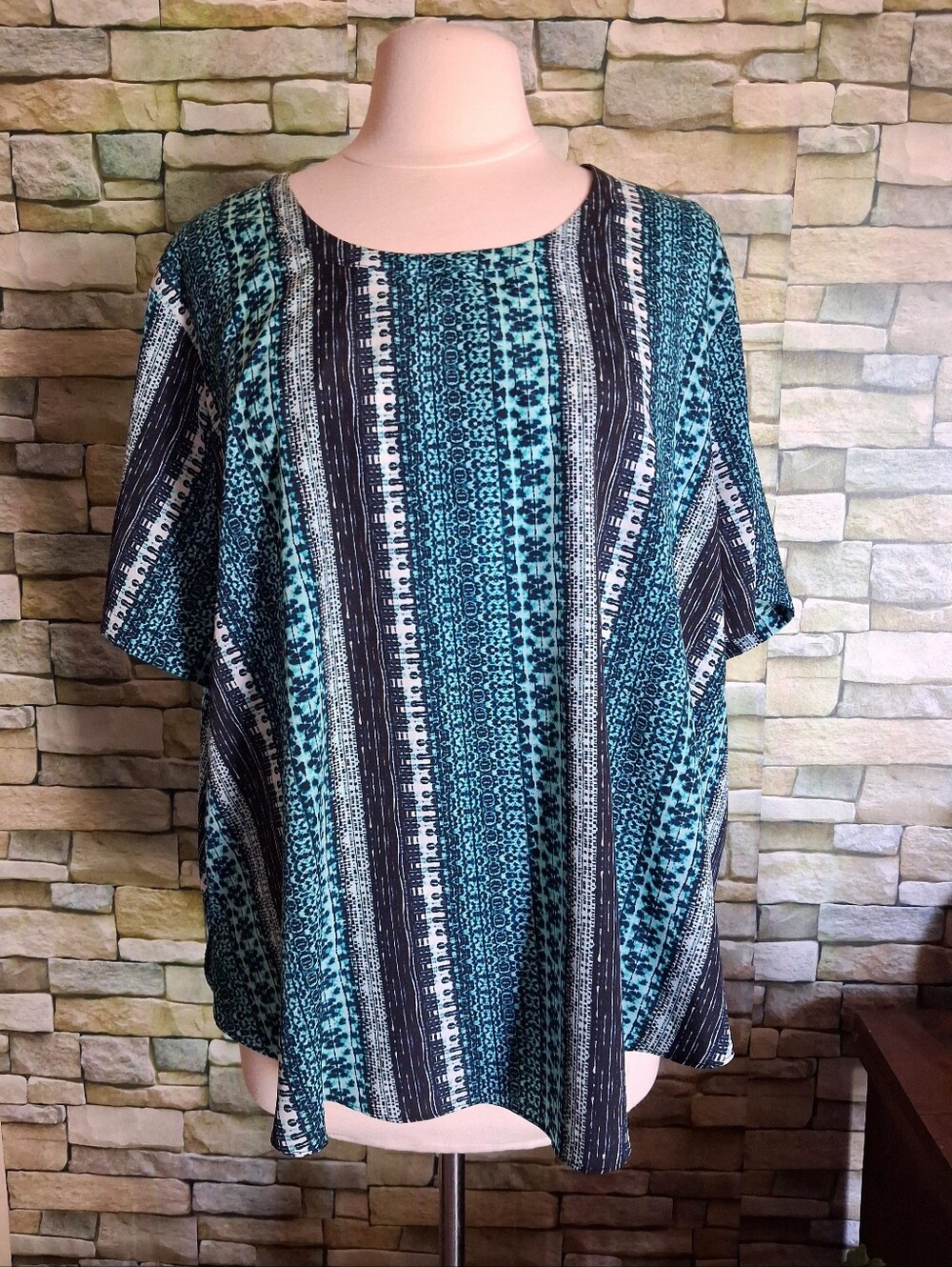 22/24W Cato Teal Striped Patterned Short Sleeve Blouse